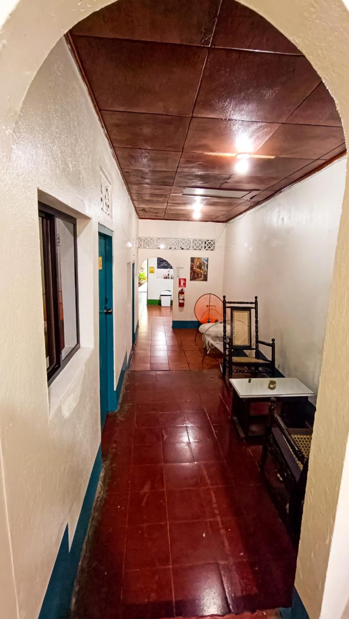 Hostal El Rio León Dış mekan fotoğraf
