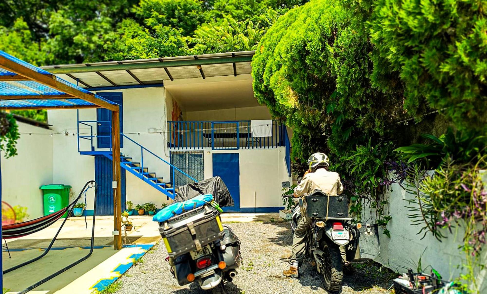 Hostal El Rio León Dış mekan fotoğraf